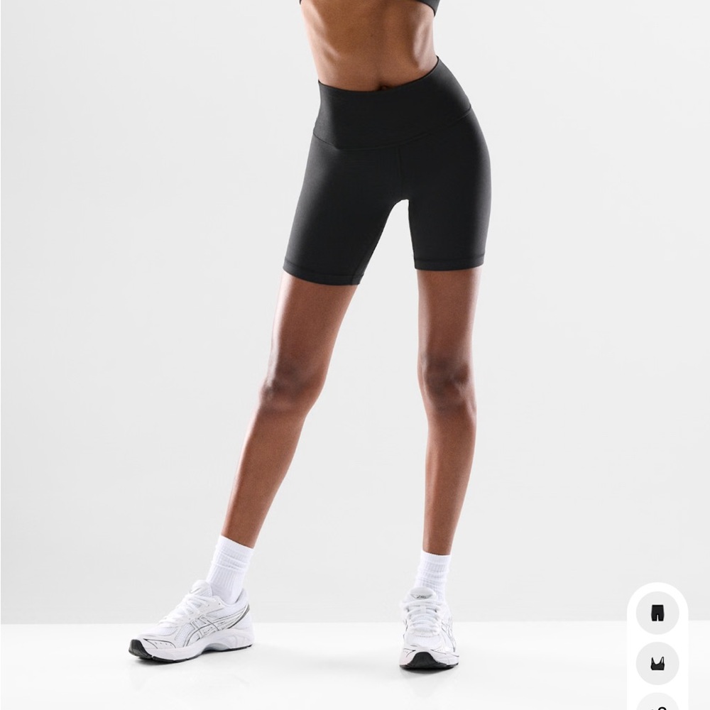 Butter Cheeky Hi-Rise 7” Short - Black